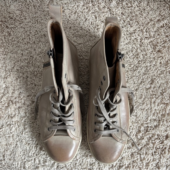 John Varvatos Men’s High-Top Leather Sneakers. Size 9.5. - Picture 5 of 7